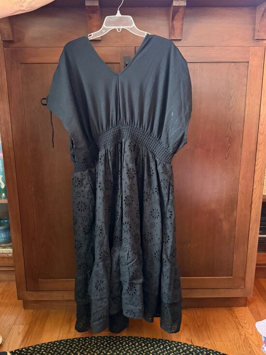Snag Tights Dresses & Skirts - NWOT 24/26 Snag Midi Dress